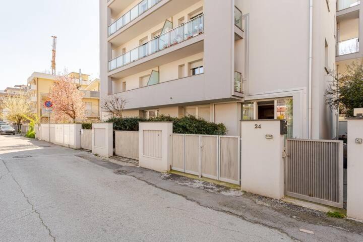 A Casa Minerva Apartment Rimini Exterior photo